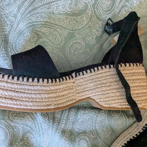 Toms Black Espadrille Sandals - Picture 5 of 8